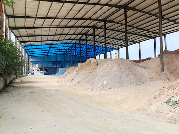 湖南省醴陵市馬戀耐火泥有限公司,湖南硅質(zhì)耐火泥漿銷售,粘土質(zhì)耐火泥漿銷售,熱風爐用耐酸噴涂料哪里好